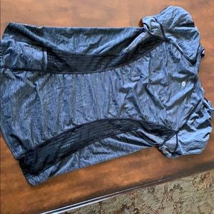 Lululemon shirt